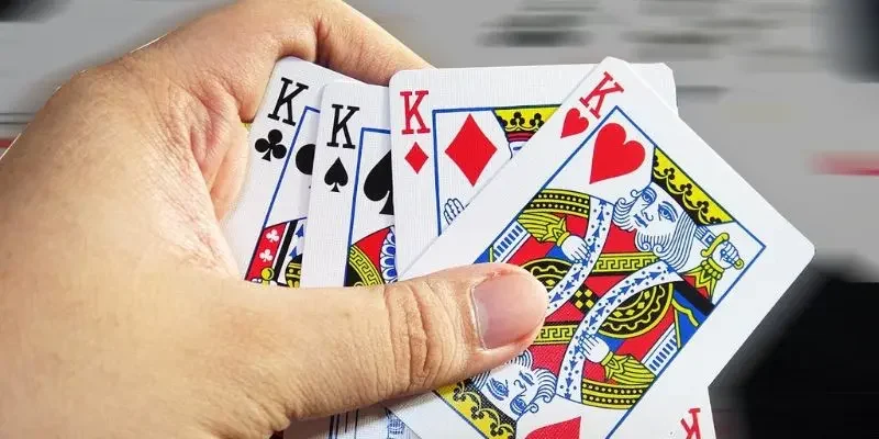 Học cách chơi tiến lên miền bắc chi tiết cùng 79King